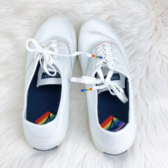 NEW Sperry Captain's CVO Pride Sneaker women’s size 12 rainbow boat shoes - Picture 8 of 12